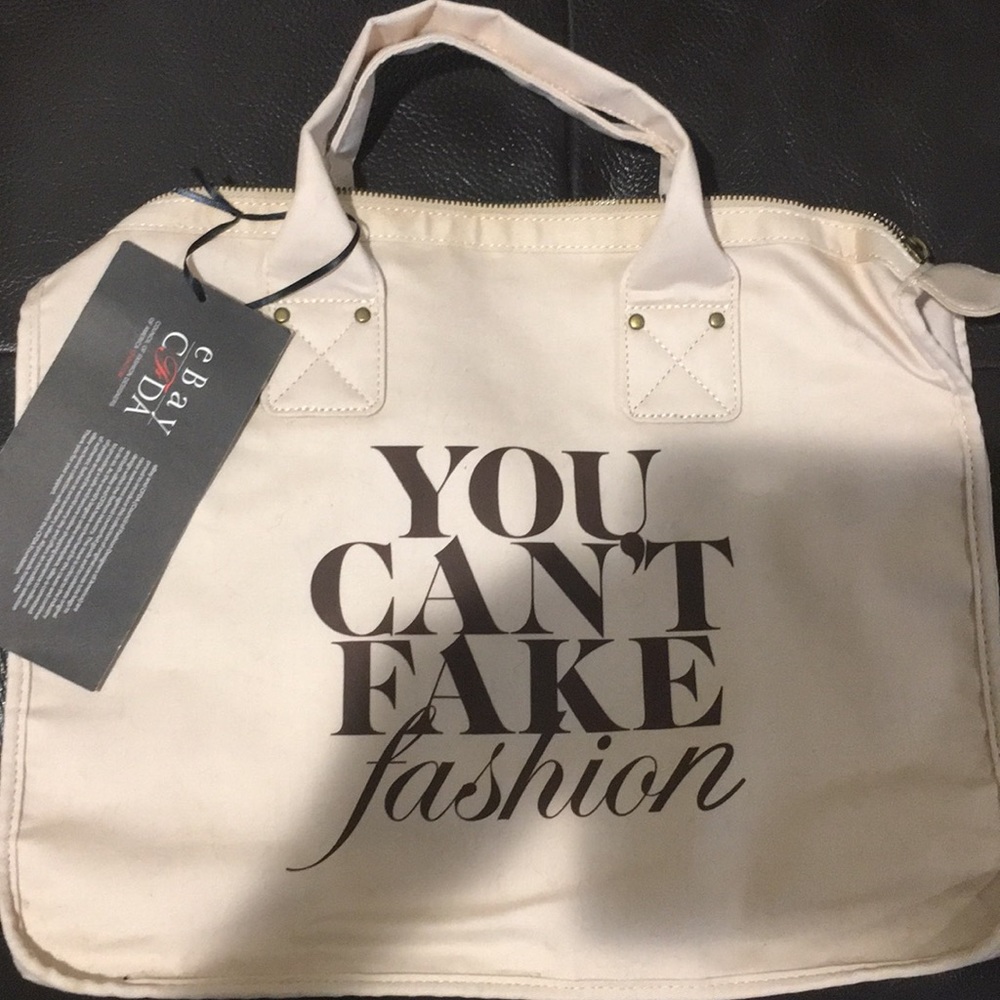 You Can’t Fake Fashion canvas bag.